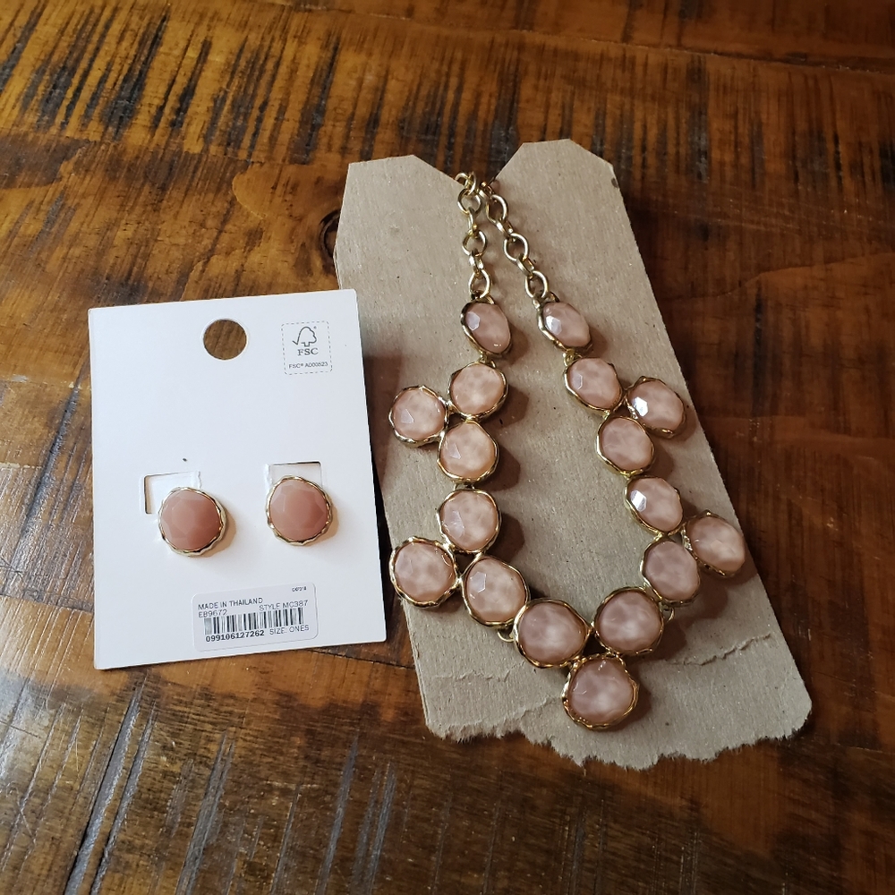 Windsor Matching Set Earrings and Necklace Fashion Jewelry Pink Gold
